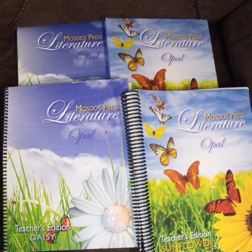 Mosdos Press Literature,1&2 Teacher's Edition Set, Reader 1&2